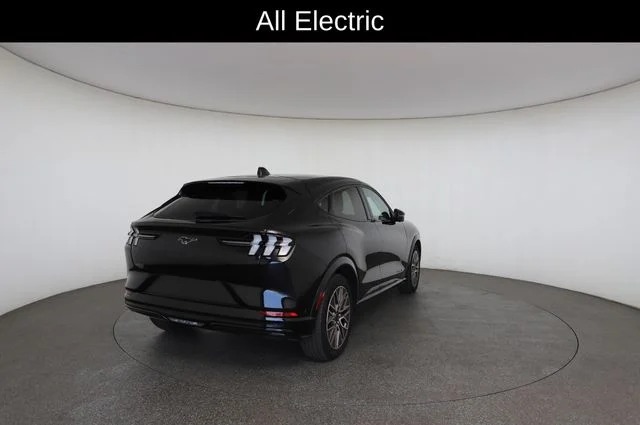 Used 2024 Black Ford Premium image 16