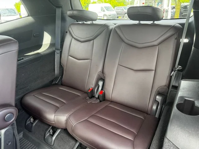 Certified Used 2022  Cadillac Premium Luxury image 23