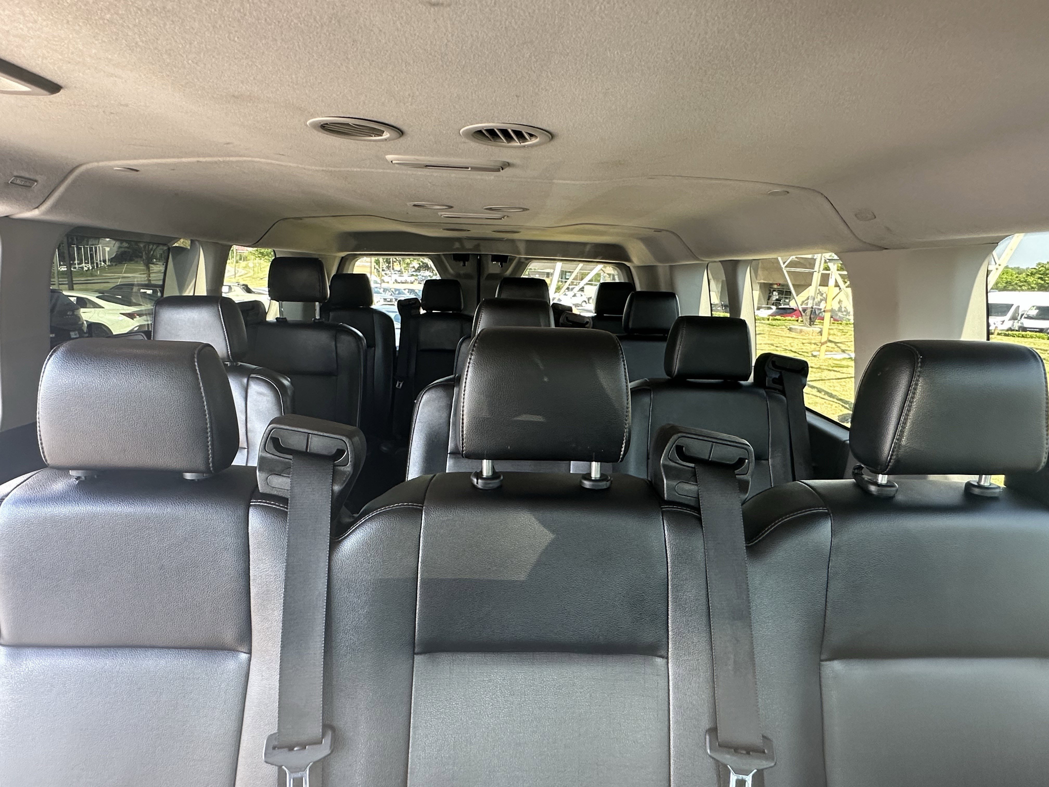 Used 2023 White Ford XL image 16