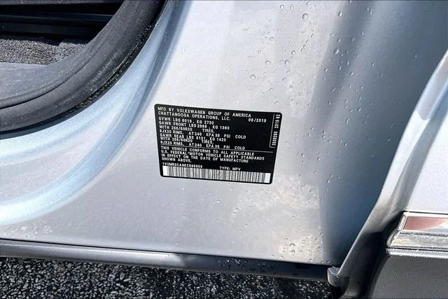 Used 2019 Reflex Silver Metallic Volkswagen SEL image 19