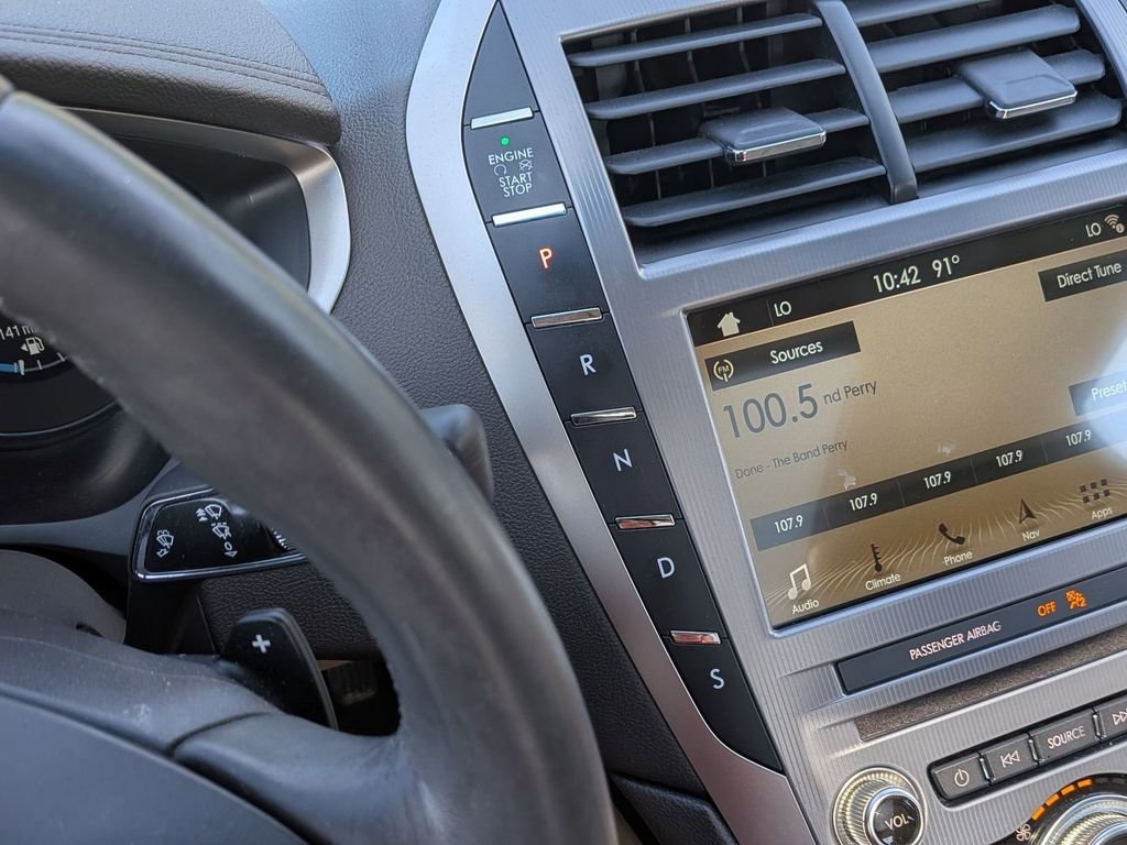 Used 2018 Brown Lincoln Reserve image 12