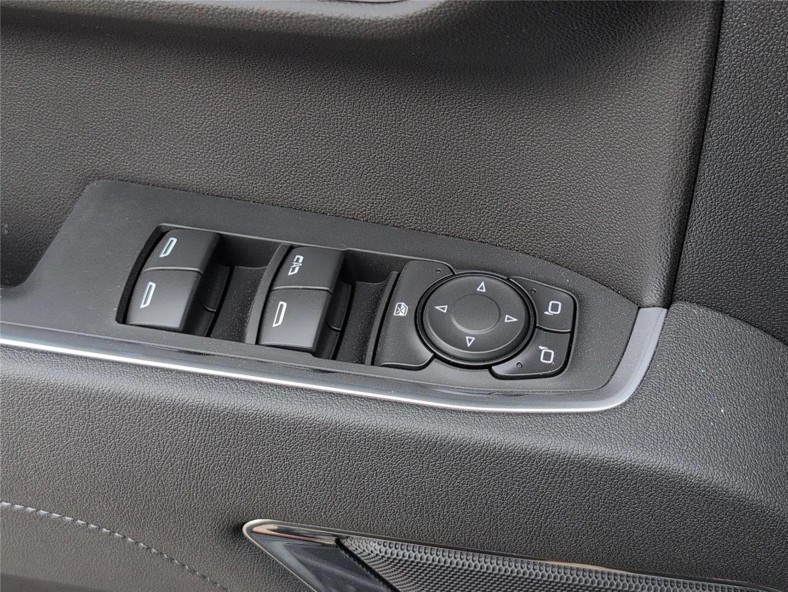 2026 Chevrolet Silverado 1500 LT Trail Boss - Photo 16