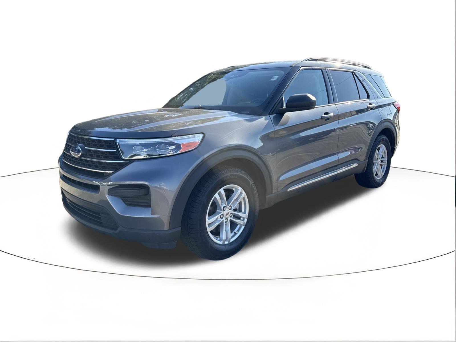 Used 2023 Carbonized Gray Metallic Ford XLT image 7