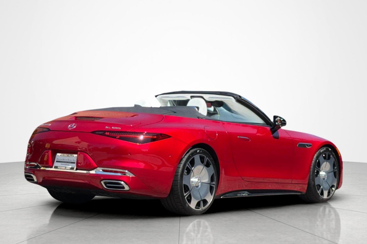 New 2026 MANUFAKTUR garnet red metallic (Red Ambiance) Mercedes-Benz Maybach SL 680 Monogram Series Roadster image 5
