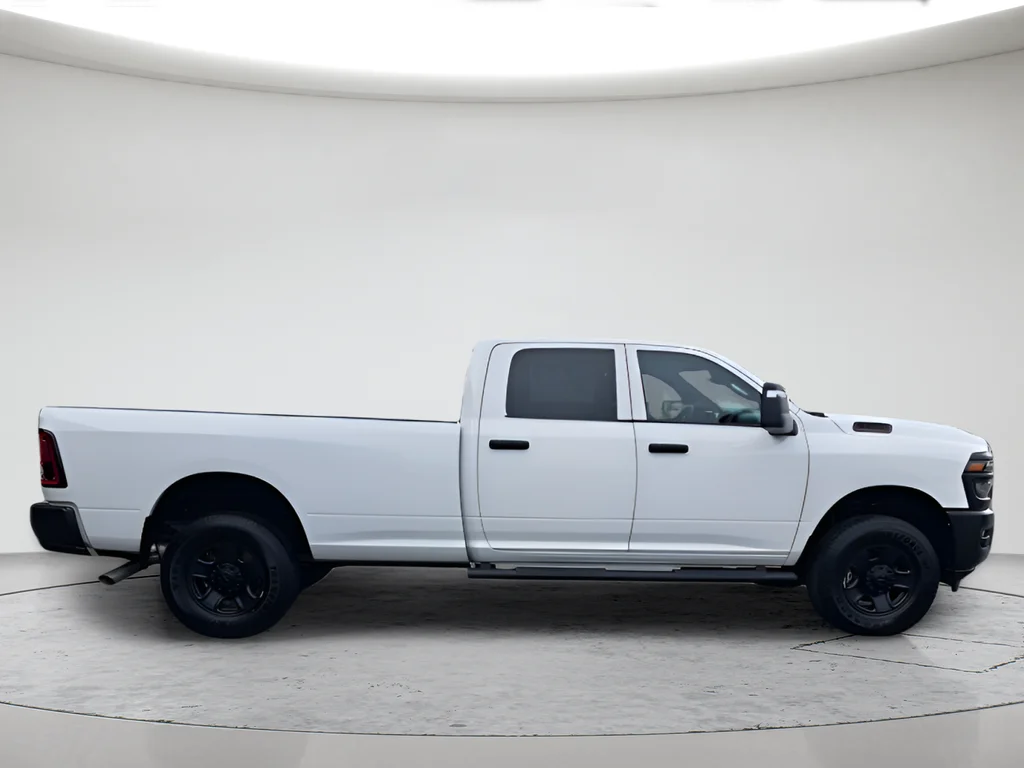 New 2026 Bright White Clear-Coat Exterior Paint RAM Tradesman image 2
