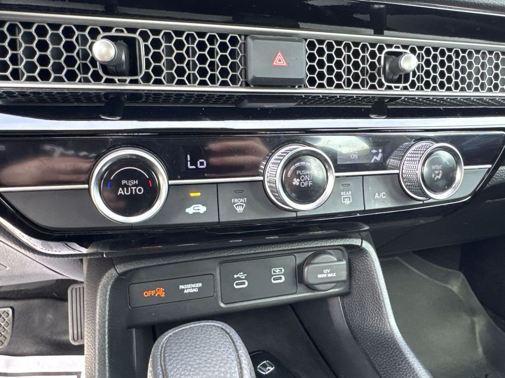 Used 2025 Black Honda LX image 18