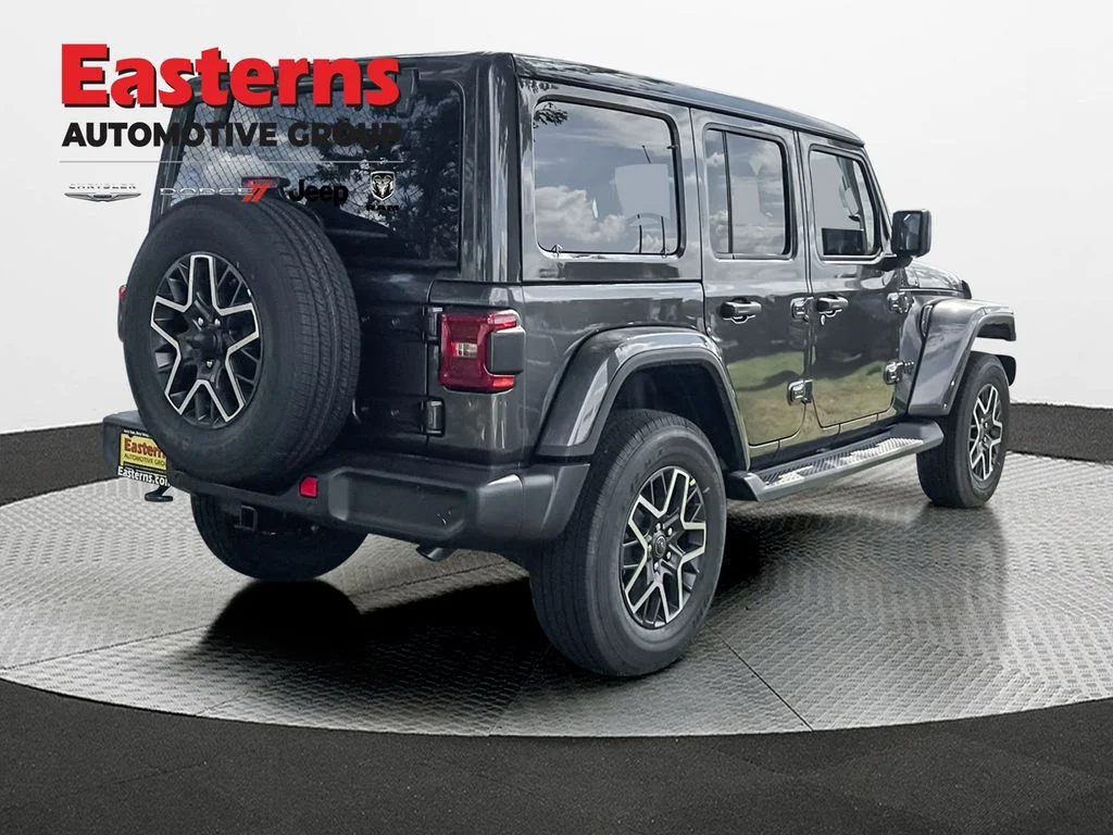 New 2027 Granite Crystal Metallic Clearcoat Jeep Sahara image 4