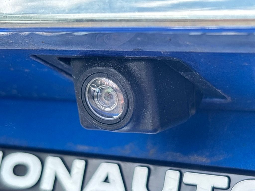 Used 2017 Blue Buick Preferred image 15