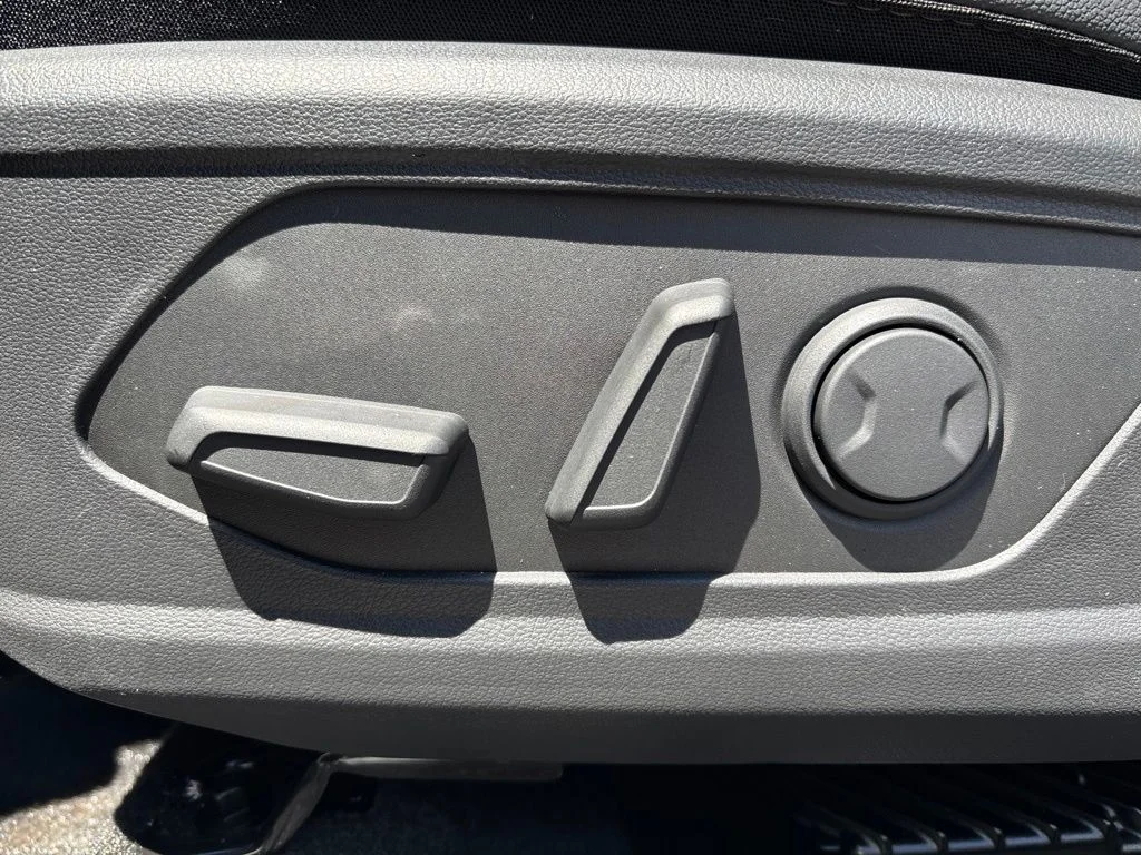 New 2026 Gray Hyundai Limited image 21