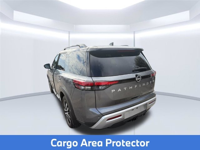 Used 2024 Gray Nissan Platinum image 9