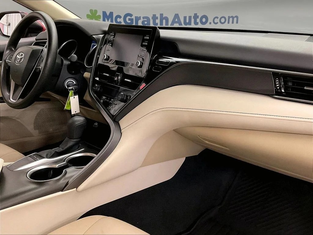 2024 Toyota Camry LE - Photo 21