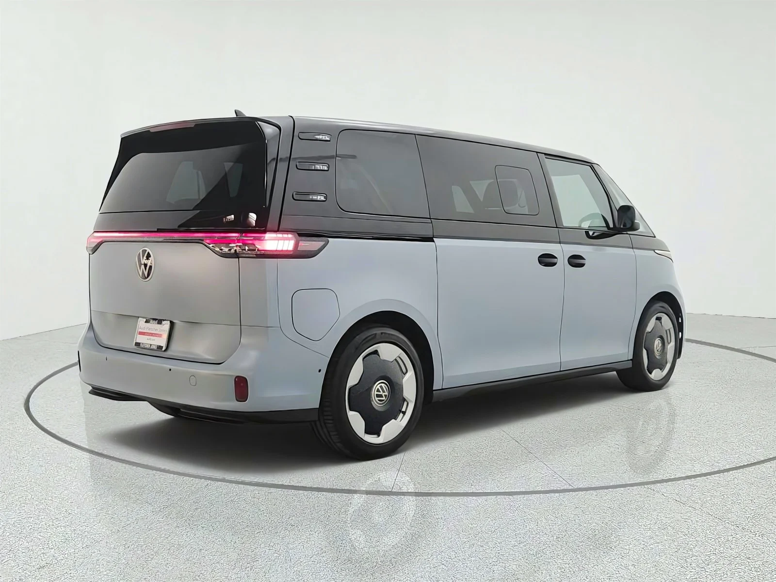Used 2025 Deep Black Pearl Volkswagen Pro S image 5