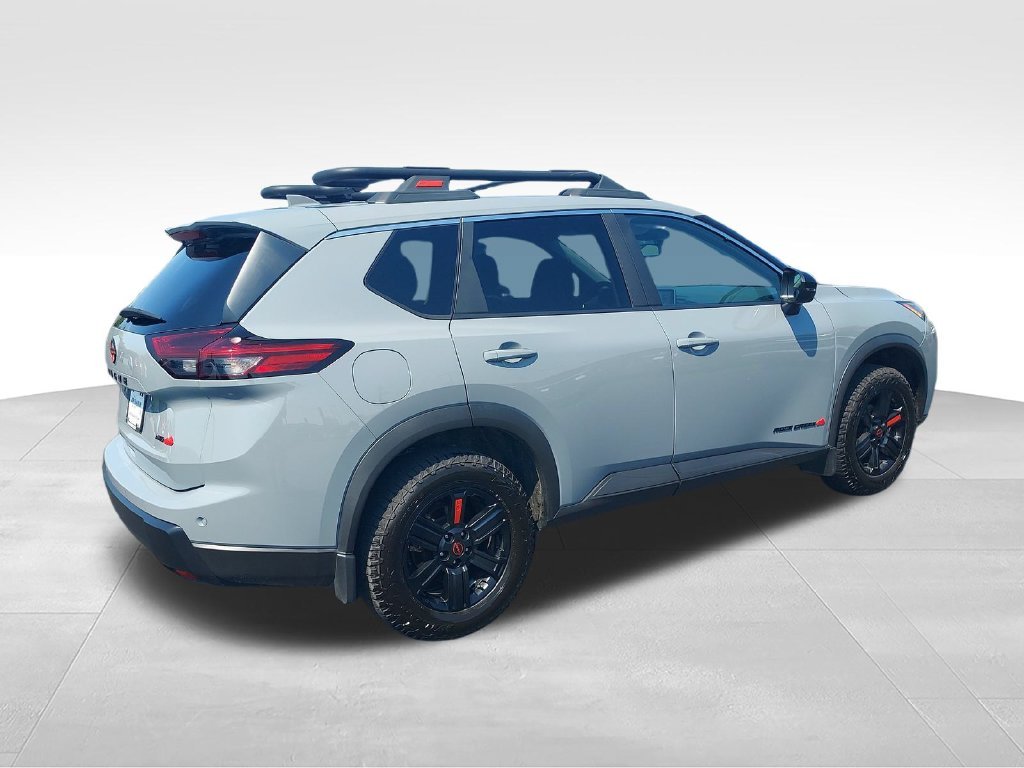 Used 2025 Gray Nissan Rock Creek image 5