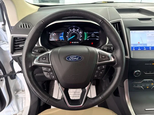 Used 2020 White Ford SEL image 28