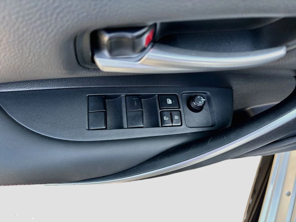 Used 2023 Pearl Toyota SE image 18