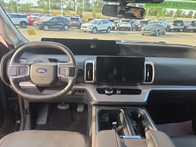 Used 2025 Gray Ford Active image 12