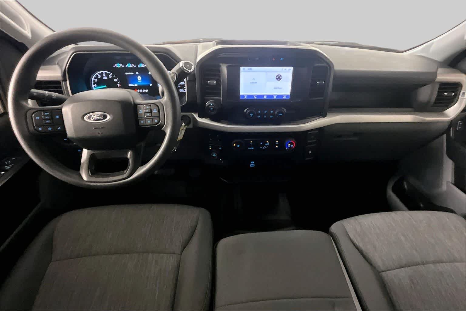 Used 2022 Oxford White Ford XL image 43