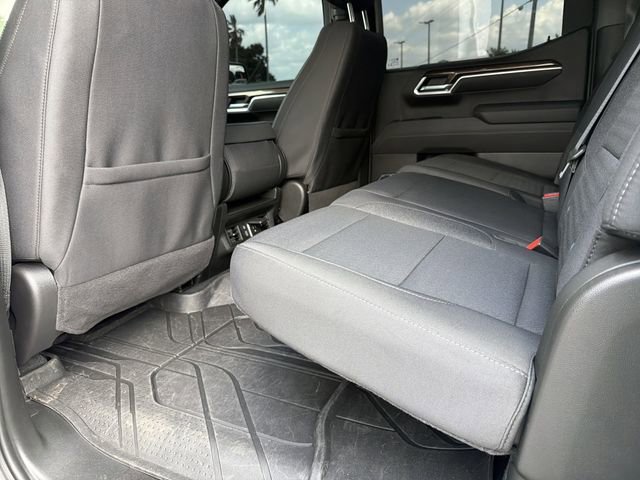 Used 2025 Summit White Chevrolet LT image 16