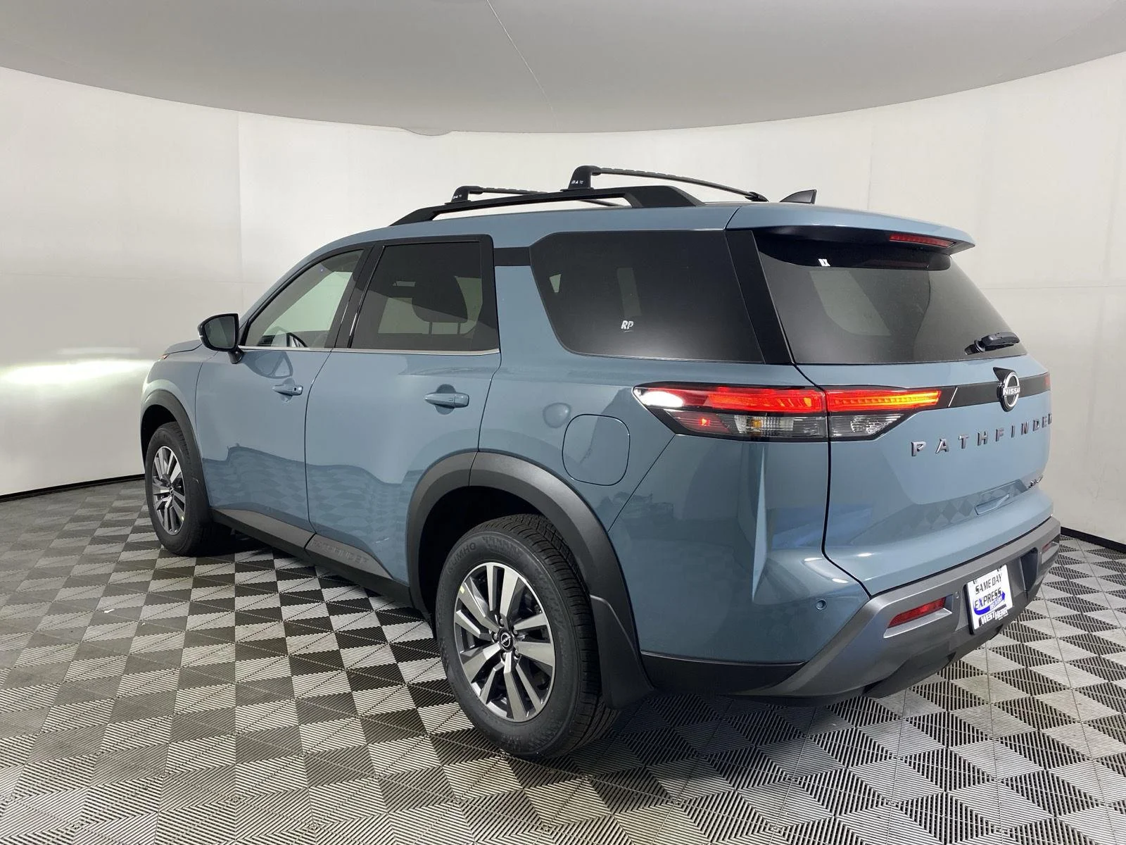 New 2026 Baltic Teal Pearl Nissan SL image 17