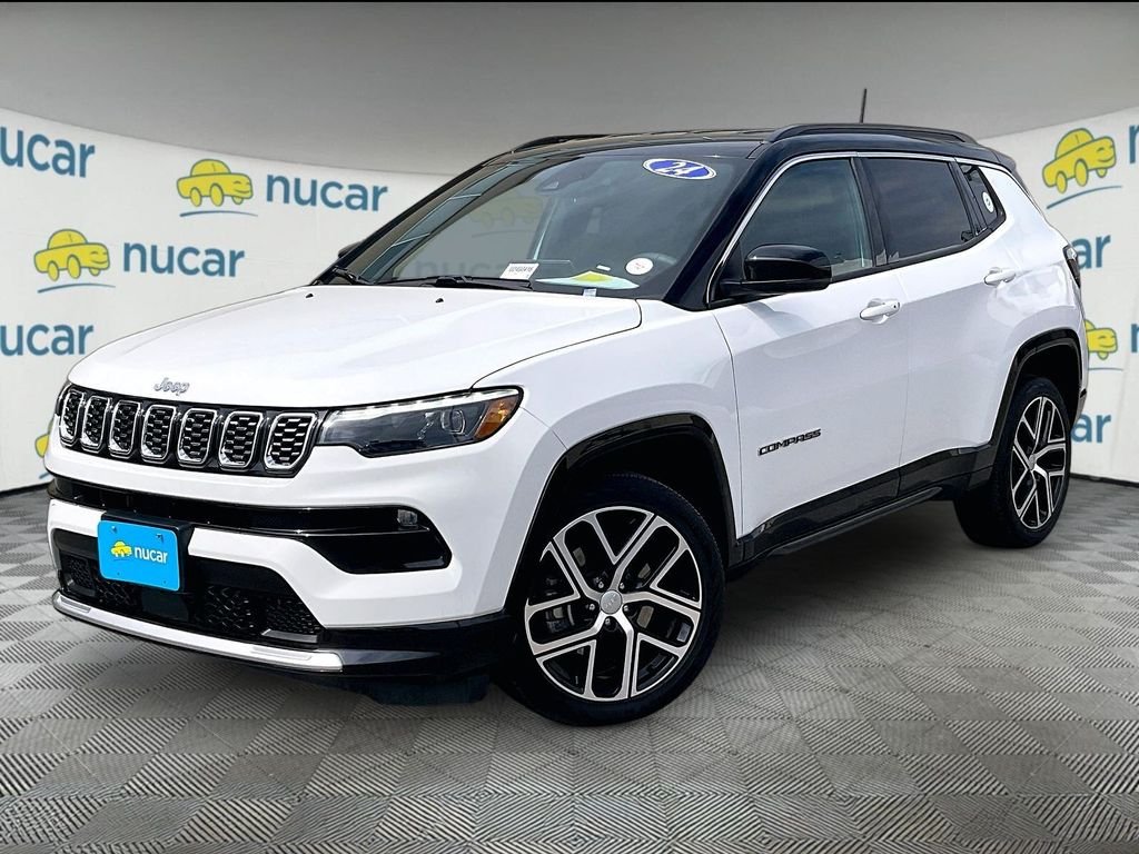 Used 2024 White Jeep Limited image 3