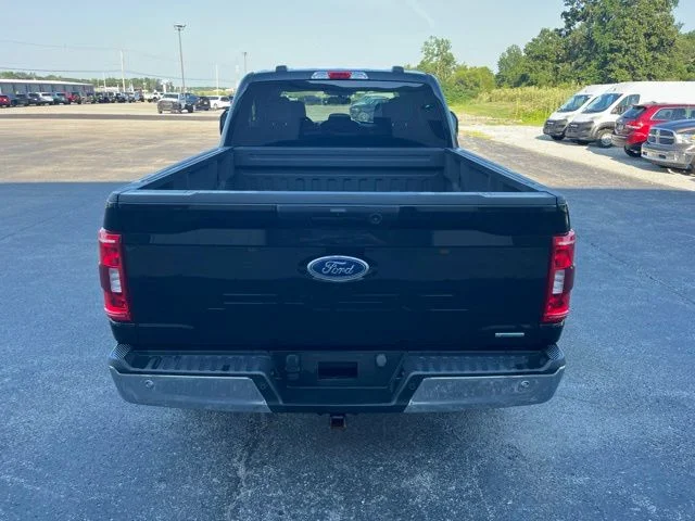 Used 2023 Black Metallic Ford XLT image 3