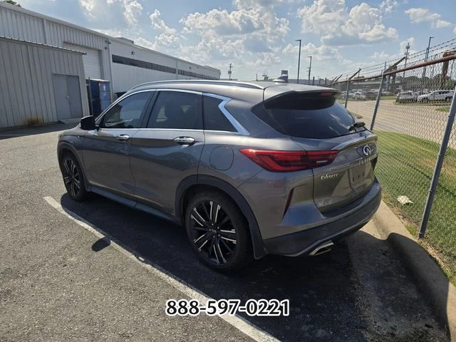 Used 2021 Gray INFINITI LUXE image 3