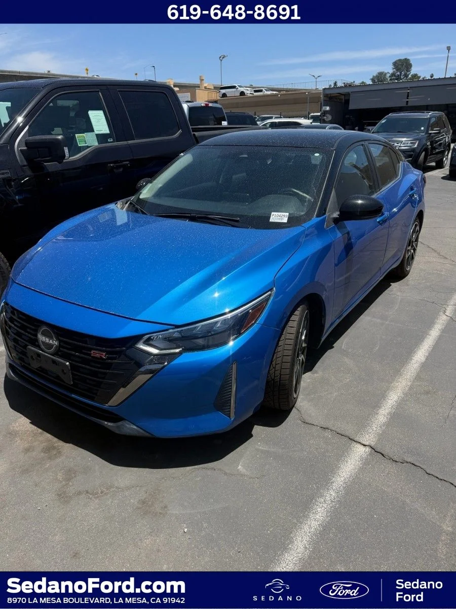 2024 Nissan Sentra SR CVT's photo