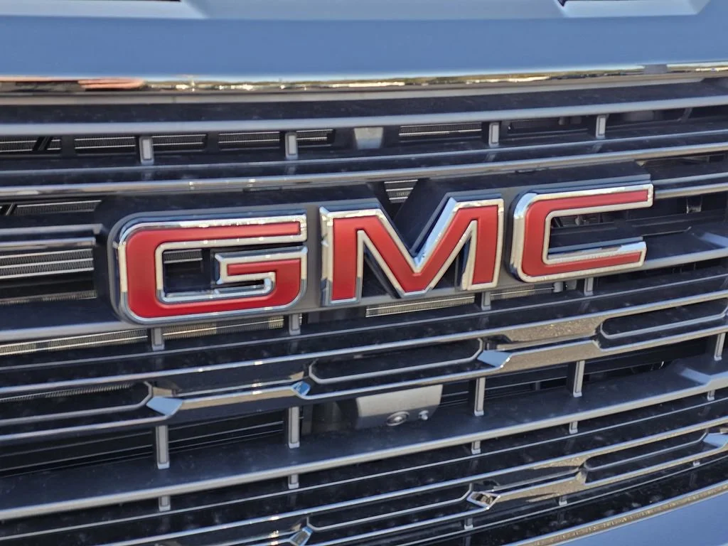 New 2026 Onyx Black GMC Elevation image 3