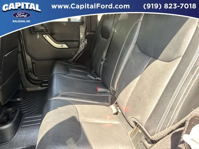 Used 2017 Gray Jeep Unlimited Sahara image 18
