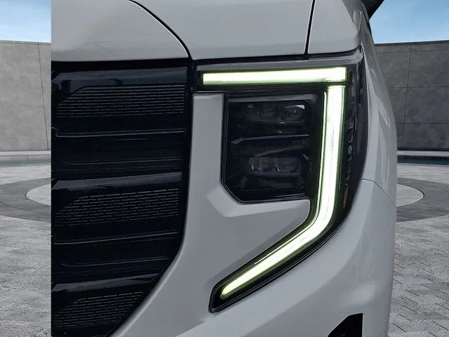 Used 2023 White GMC Elevation image 9
