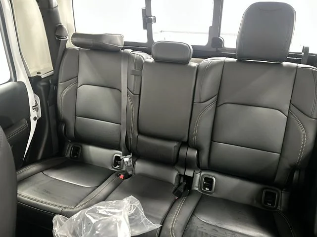 New 2026 Bright White Clearcoat Jeep Sahara image 24