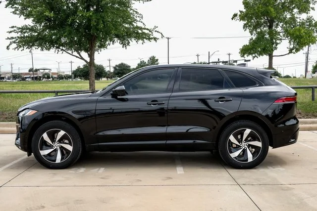 2026 Jaguar F-Pace R-Dynamic S - Photo 13