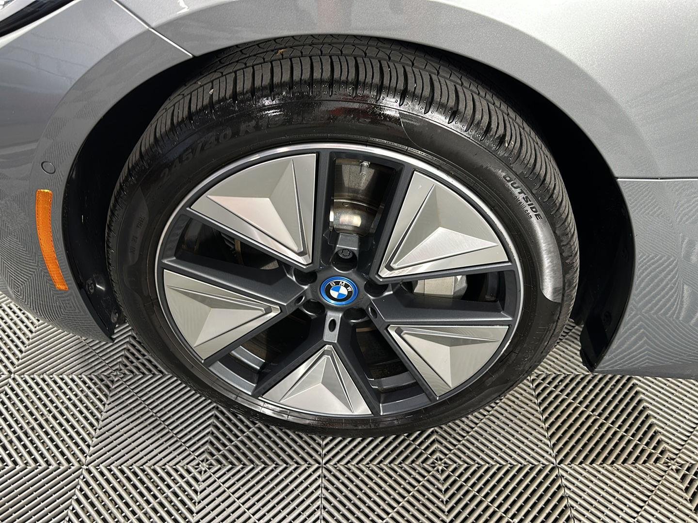 Used 2023 Skyscraper Grey Metallic BMW eDrive40 image 15