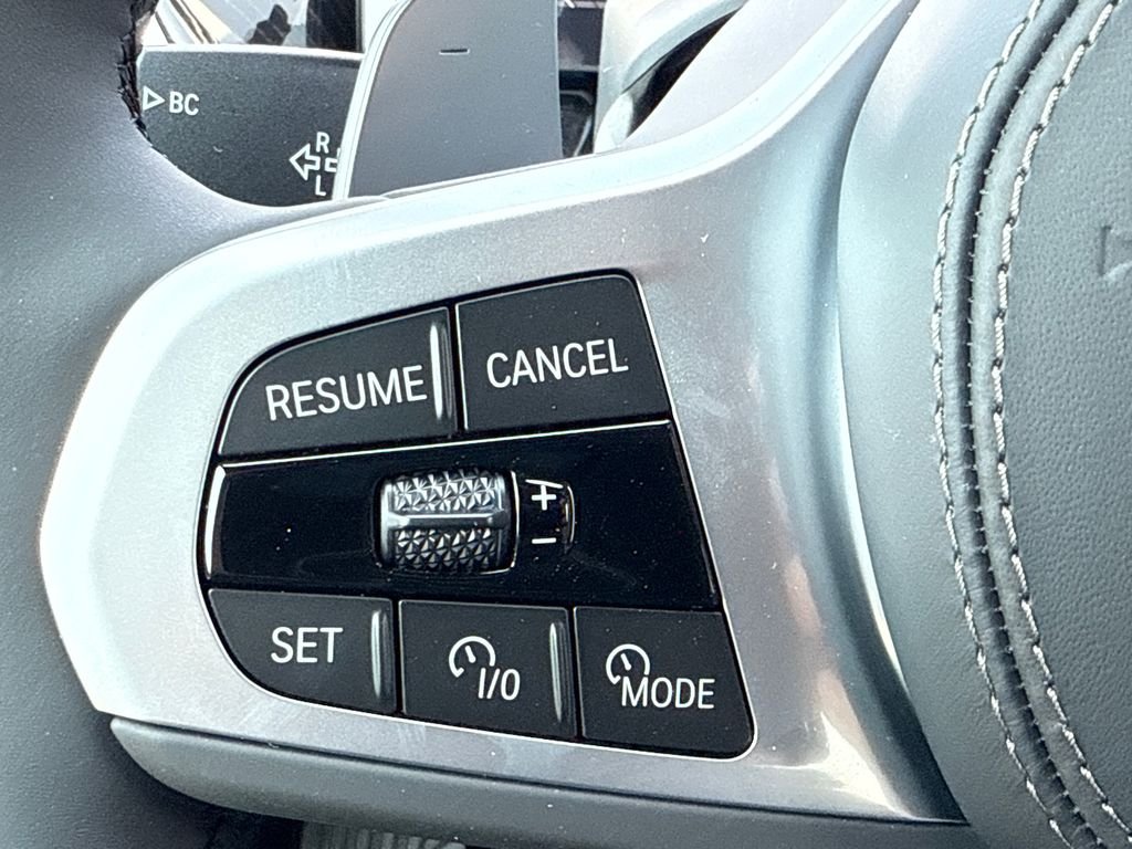 New 2026 Skyscraper Grey Metallic BMW xDrive50e image 28
