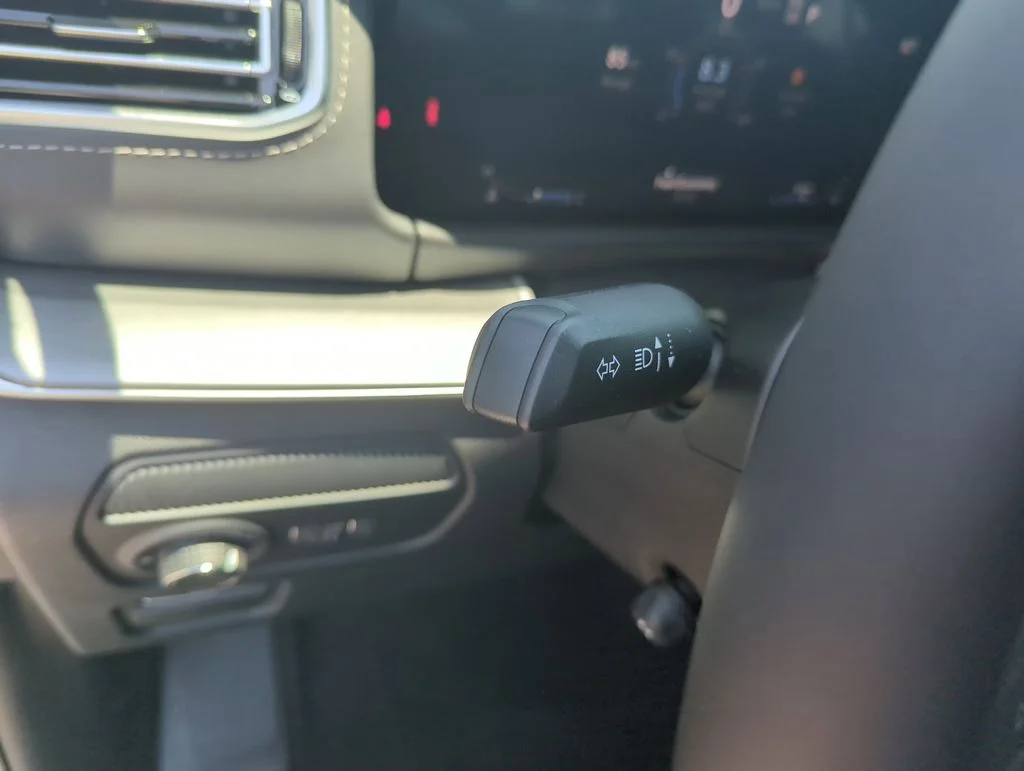 New 2026 High Gloss Black Exterior Paint Jeep Limited Reserve image 21