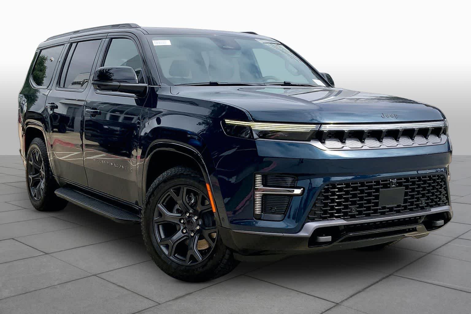 New 2026 Fathom Blue Pearlcoat Jeep Upland image 2