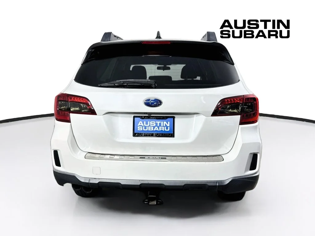 Used 2016 White Subaru 2.5i Premium image 6