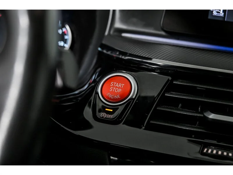 Used 2019 Black Sapphire Metallic BMW Competition image 23