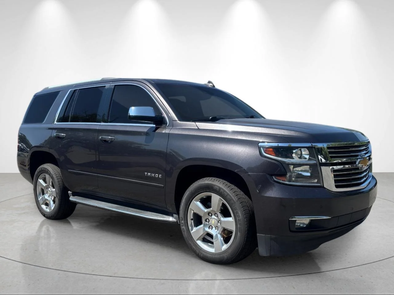 Used 2017 Tungsten Metallic Chevrolet Premier image 7