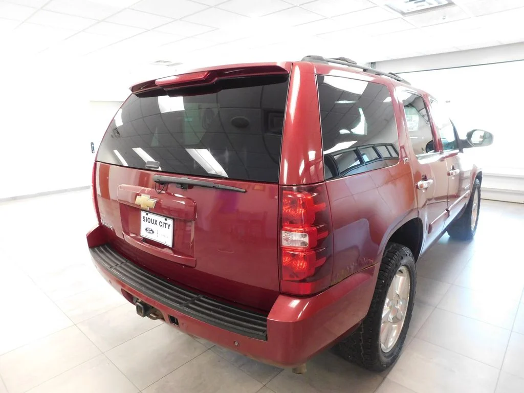 Used 2007 Sport Red Metallic Chevrolet LTZ image 4