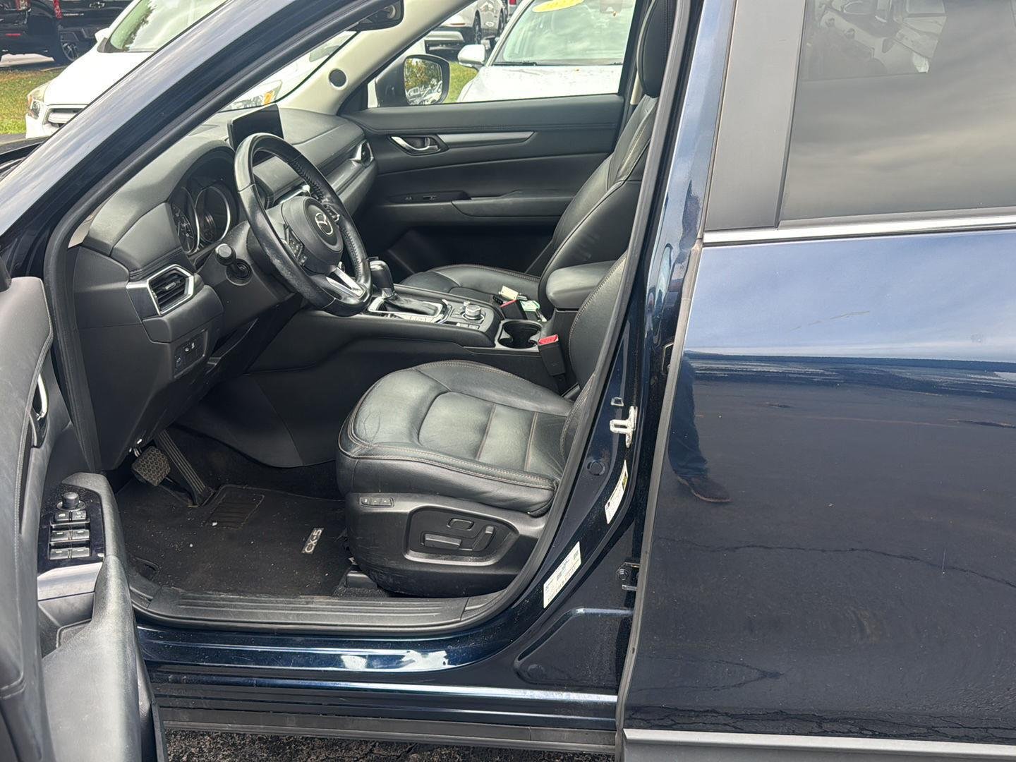 Used 2021 Deep Crystal Blue Mica Mazda Touring image 10