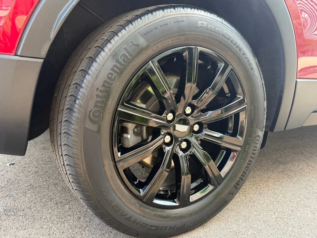 Used 2019 Red Cadillac Sport image 25