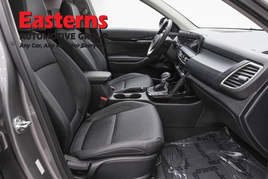 Used 2024 Gray Kia EX image 25