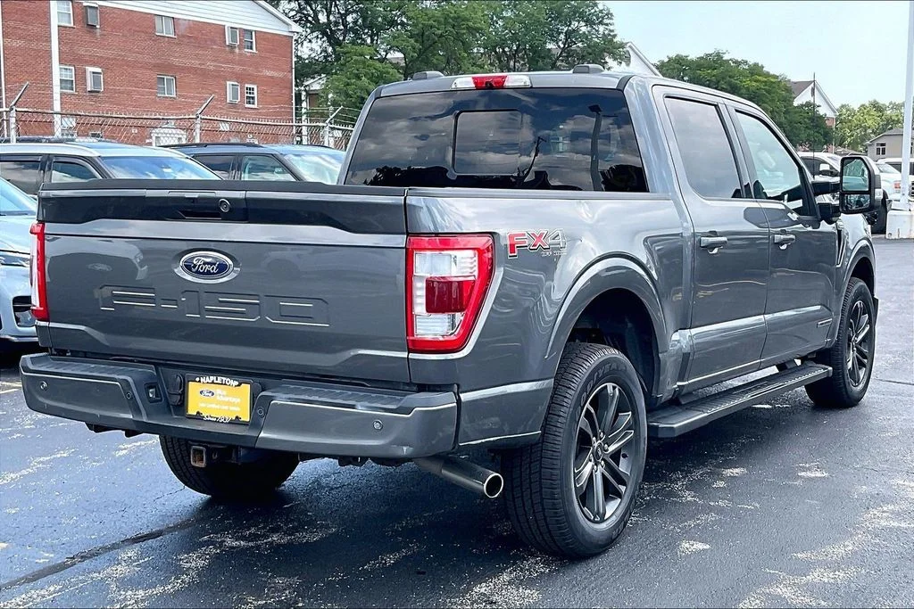 Used 2022 Gray Ford Lariat image 12