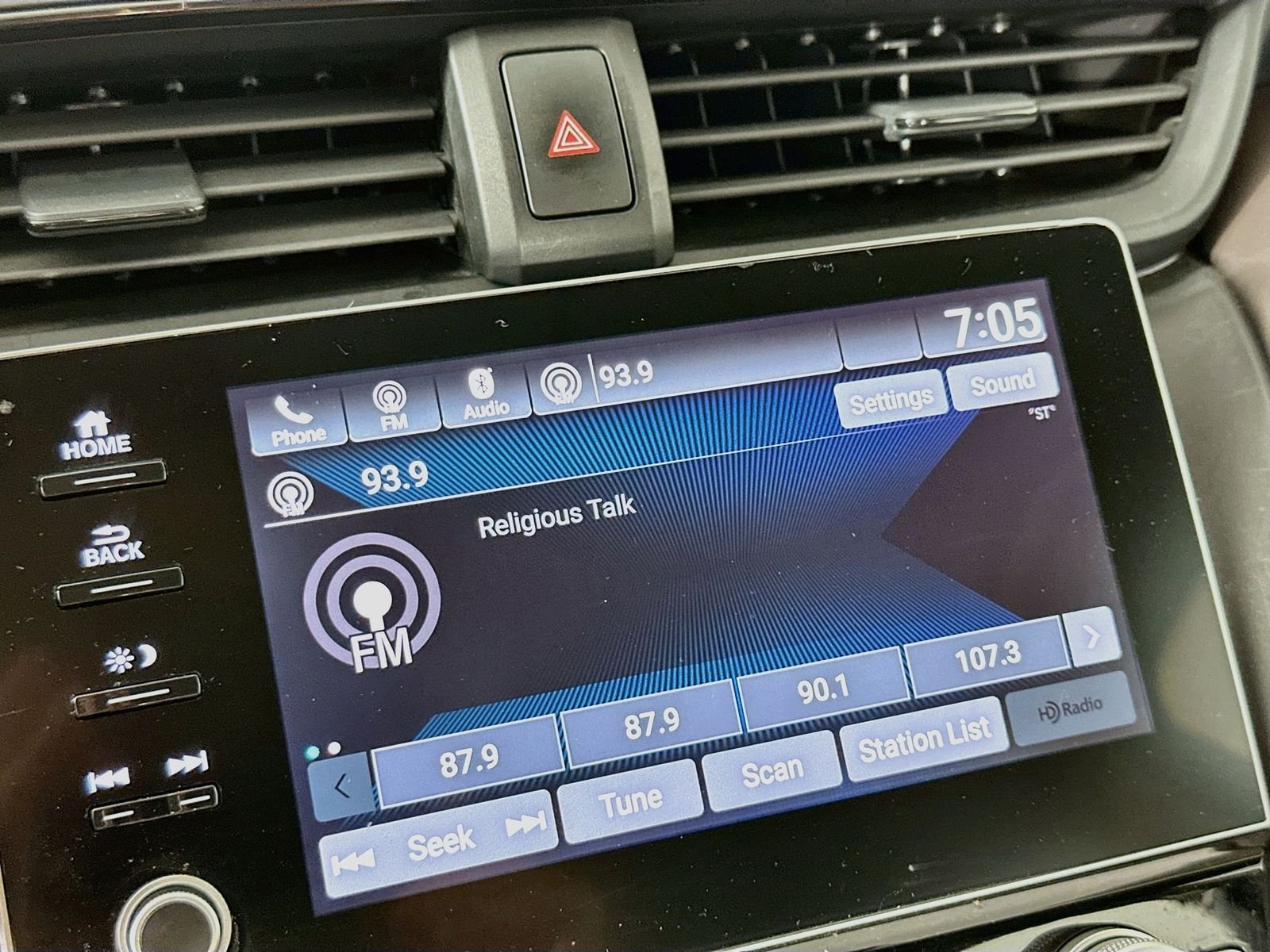 Used 2019 Crystal Black Pearl Honda EX image 13