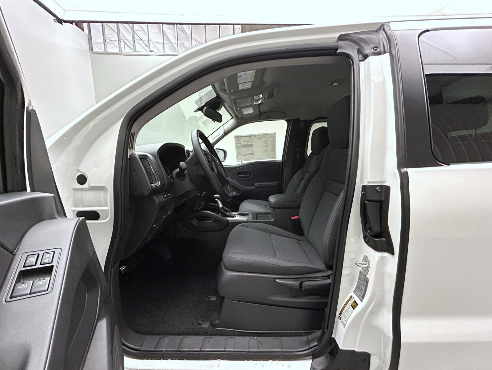 New 2026 Glacier White Nissan S image 10