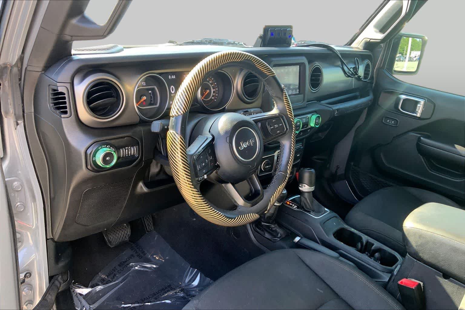 Used 2019 Sting-Gray Clearcoat Jeep Sport S image 15