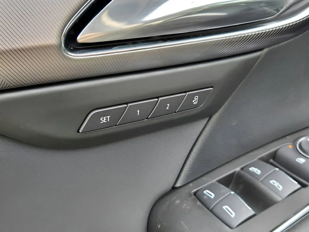 2025 Buick Envision Sport Touring - Photo 16