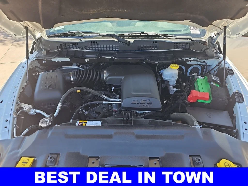 Used 2022 White Ram SLT image 31