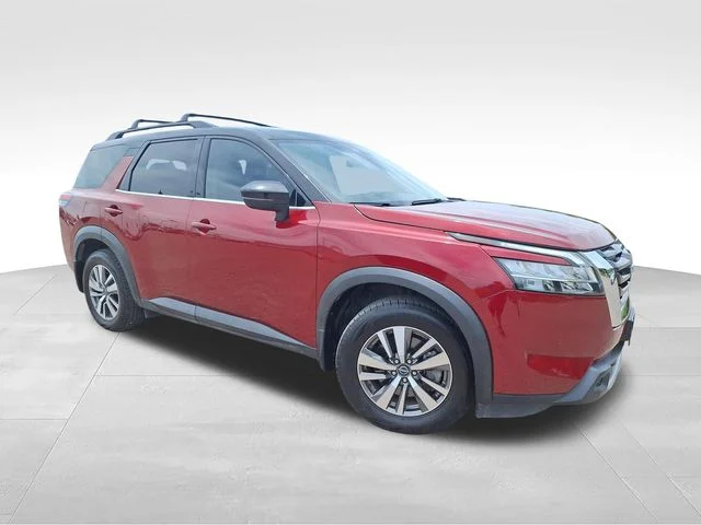 Used 2023 Red Nissan SL image 1